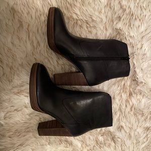 Lucky Brand leather booties, size 8.5